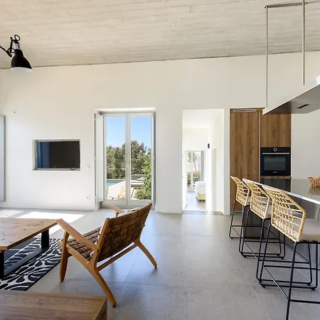 Malva Chrisi Akti (Paros)