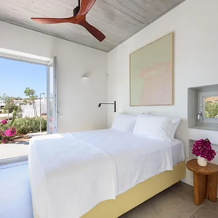 Malva Chrisi Akti (Paros)